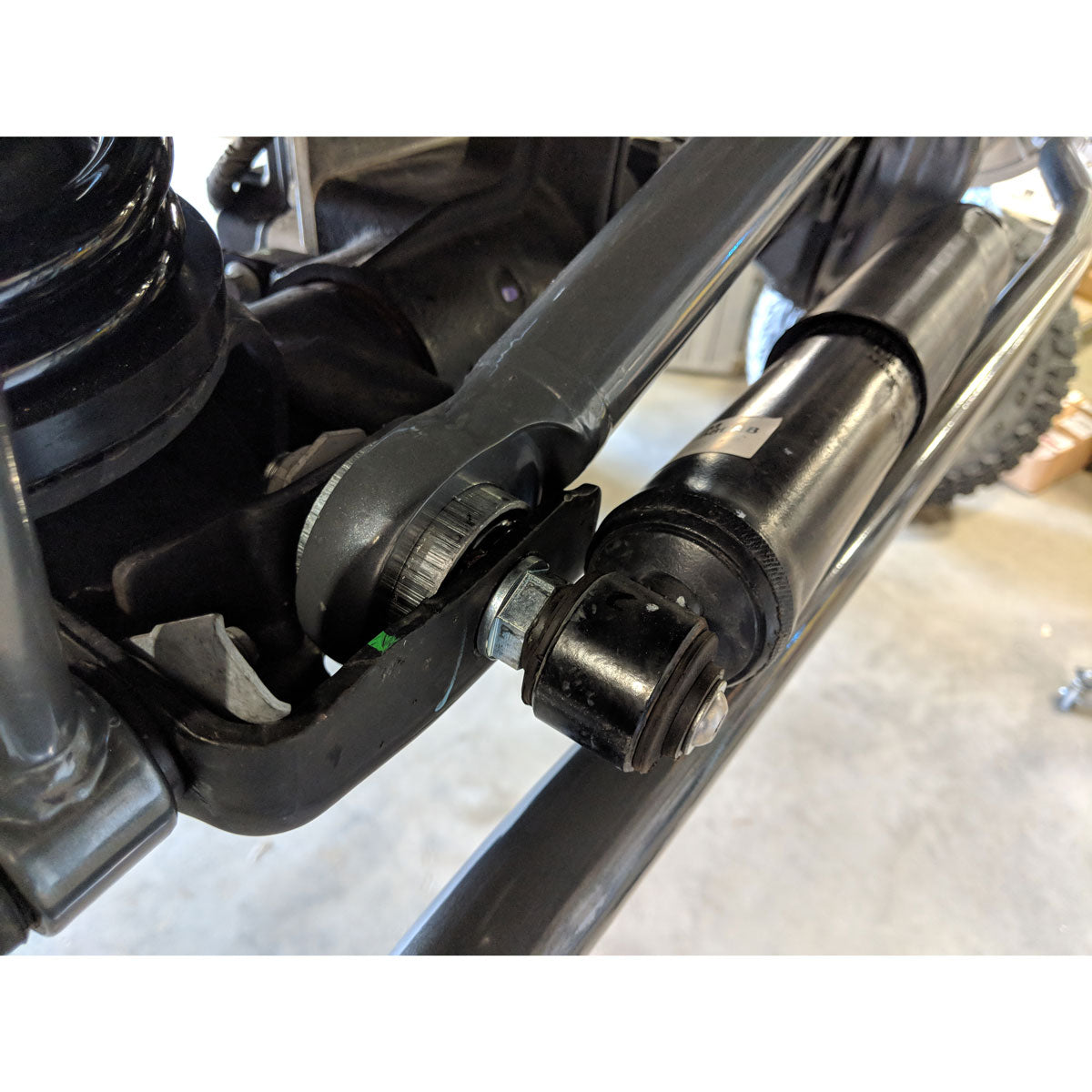 RILOCATORE AMMORTIZZATORE DI STERZO JEEP WRANGLER JK JL
