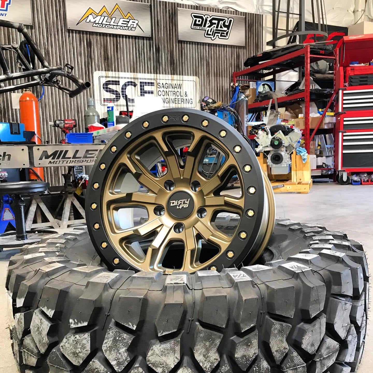 CERCHIO DIRTY LIFE DT-1 9303 17” 5x127 ET-12mm 78.1mm JEEP WRANGLER JK JL SATIN GOLD