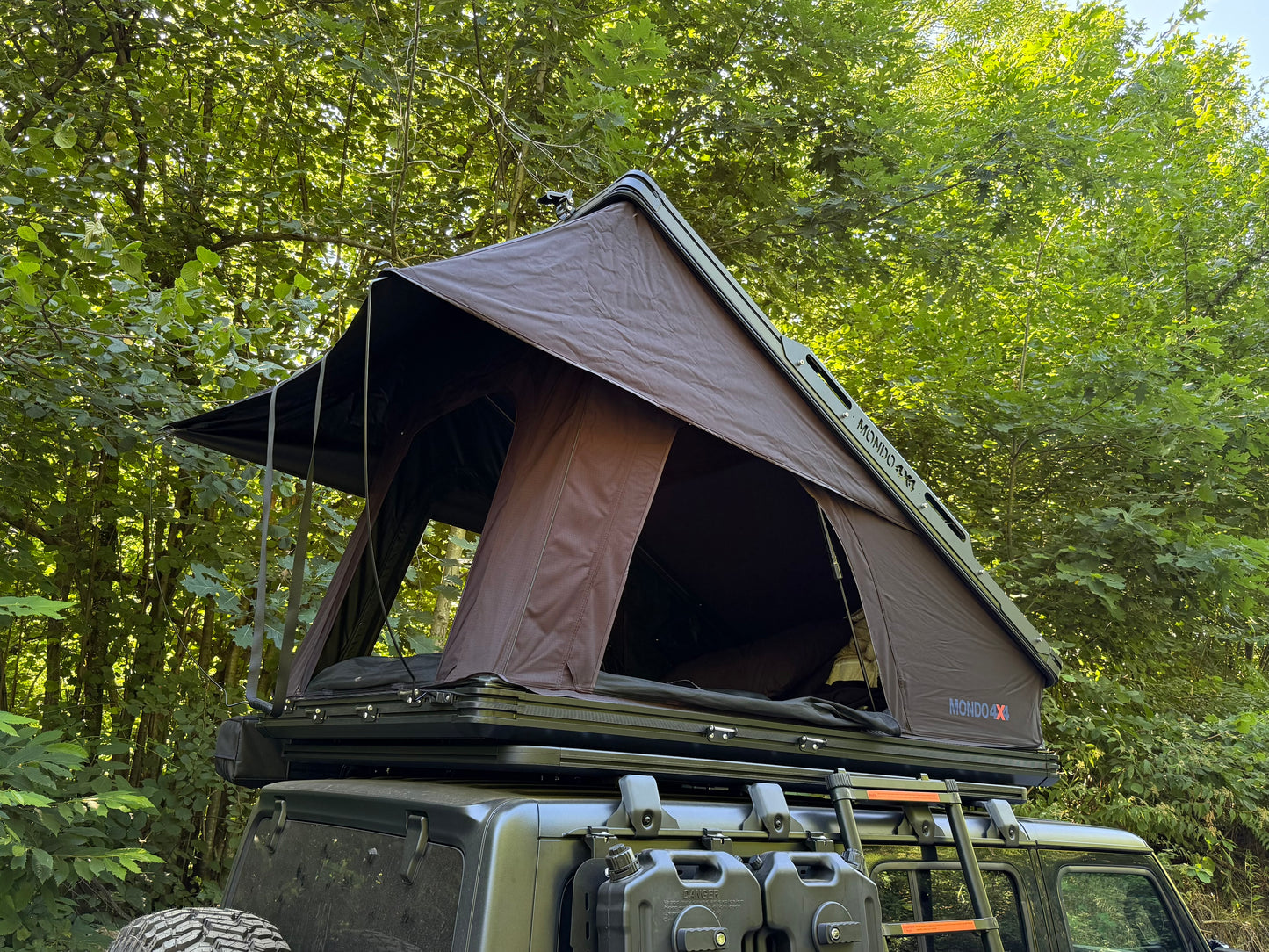 TENDA DA TETTO AUTO IN ALLUMINIO ROOF TENT NERA ST02