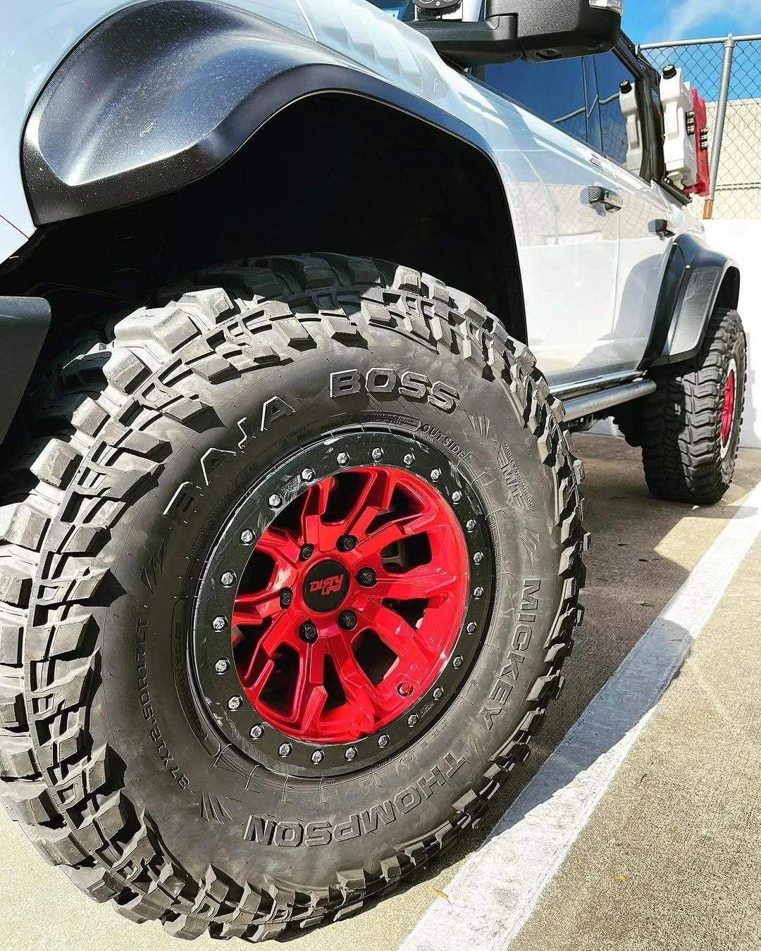 CERCHIO DIRTY LIFE DT-1 9303 17” 5x127 ET-12mm 78.1mm JEEP WRANGLER JK JL CANDY RED