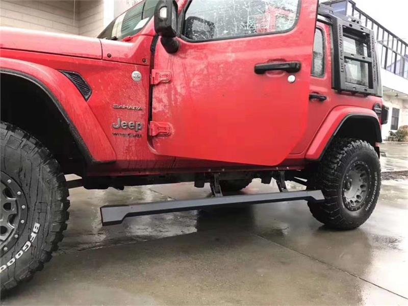 PEDANE ELETTRICHE JEEP WRANGLER JK 4 porte