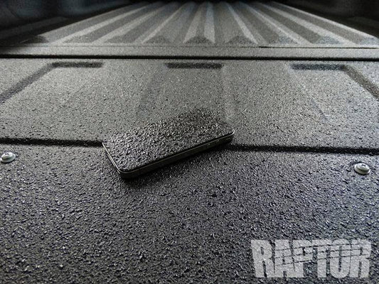 BOMBOLETTA VERNICE SPRAY RAPTOR NERO